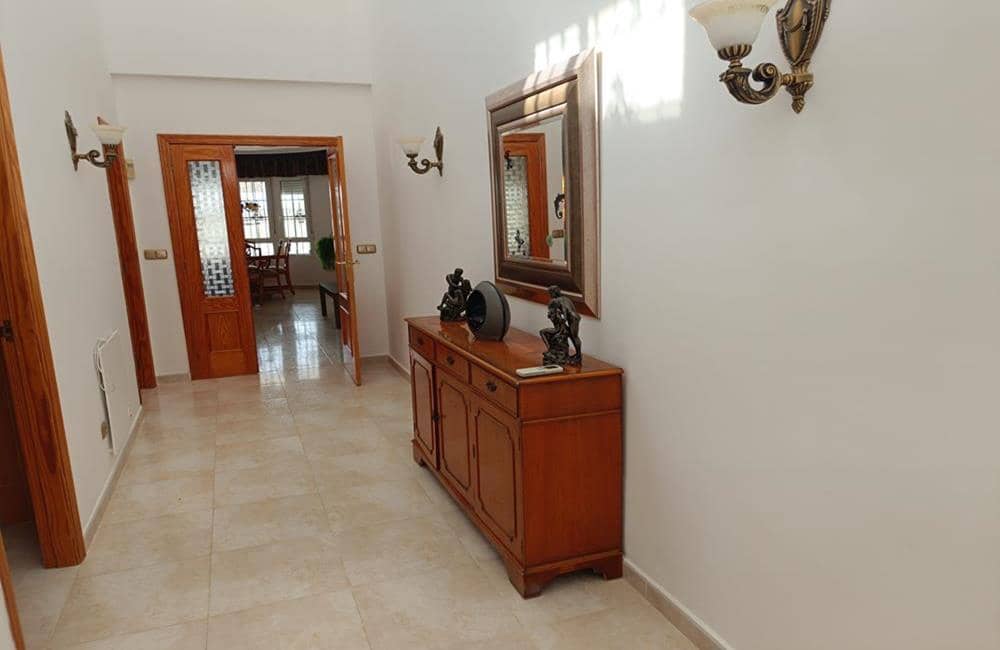 4 sypialnia Willa na sprzedaż w Fortuna z basenem garażem - 339 950 € (Ref: 10076775)