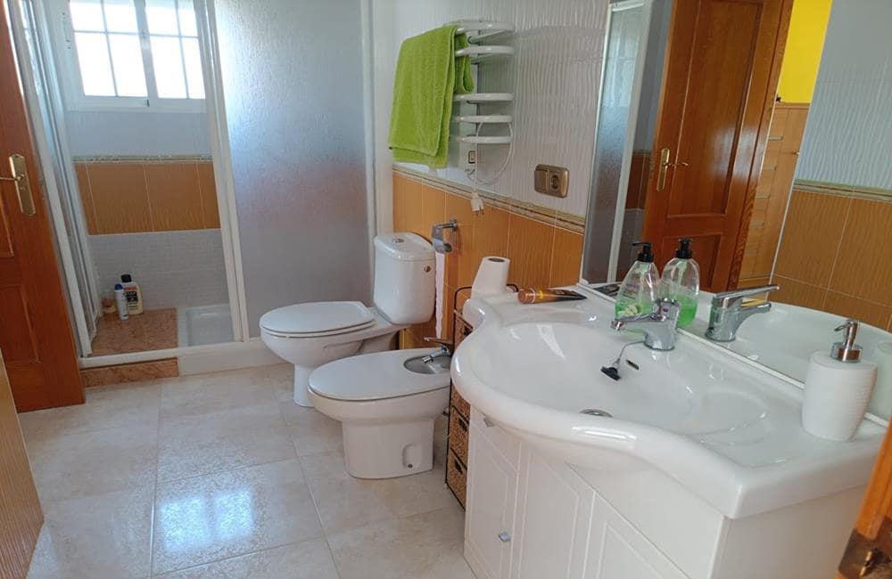 4 sypialnia Willa na sprzedaż w Fortuna z basenem garażem - 339 950 € (Ref: 10076775)
