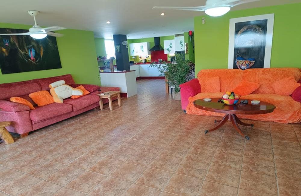 4 sypialnia Willa na sprzedaż w Fortuna z basenem garażem - 339 950 € (Ref: 10076775)