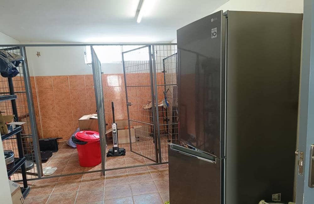 4 sypialnia Willa na sprzedaż w Fortuna z basenem garażem - 339 950 € (Ref: 10076775)
