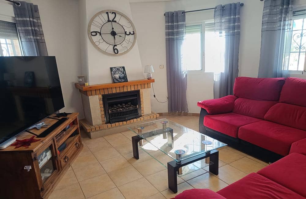 3 sypialnia Willa na sprzedaż w Fortuna z basenem garażem - 259 950 € (Ref: 10076818)
