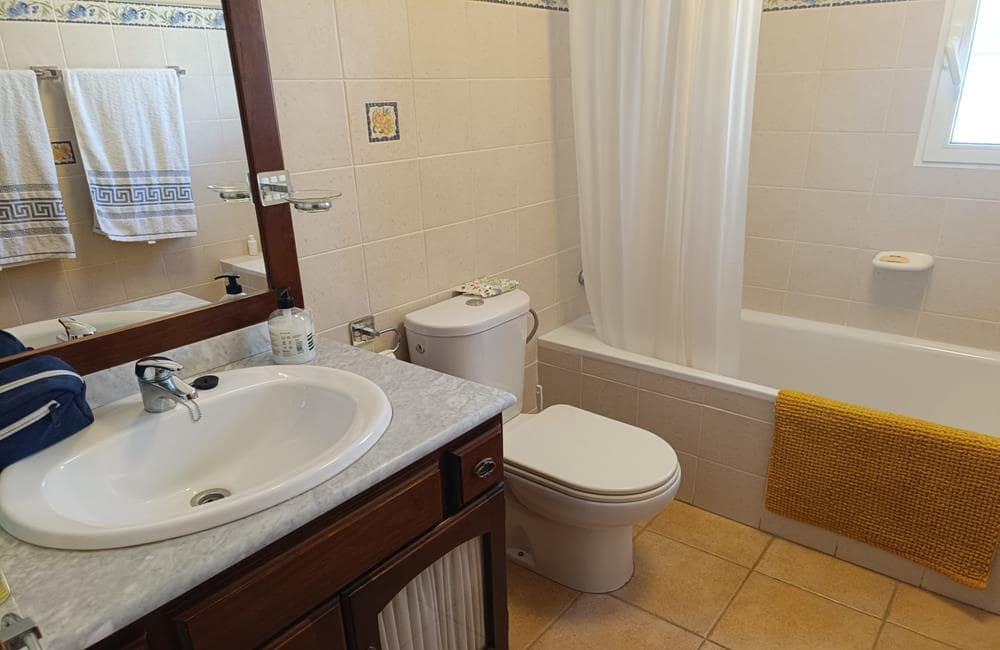 3 sypialnia Willa na sprzedaż w Fortuna z basenem garażem - 259 950 € (Ref: 10076818)