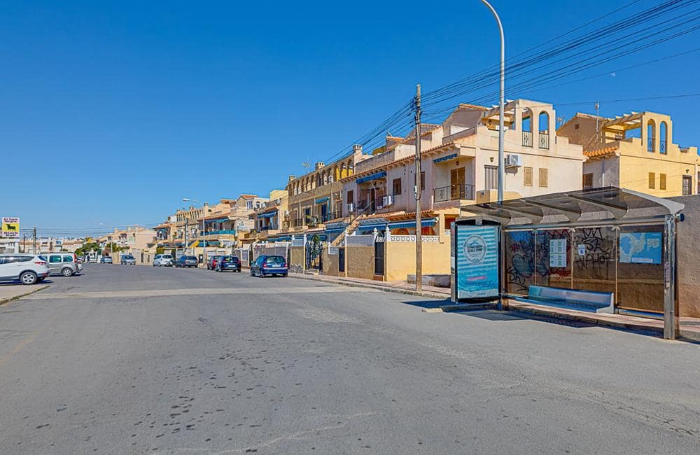 2 sovrum Lägenhet till salu i Torrevieja med pool - 124 995 € (Ref: 10076982)