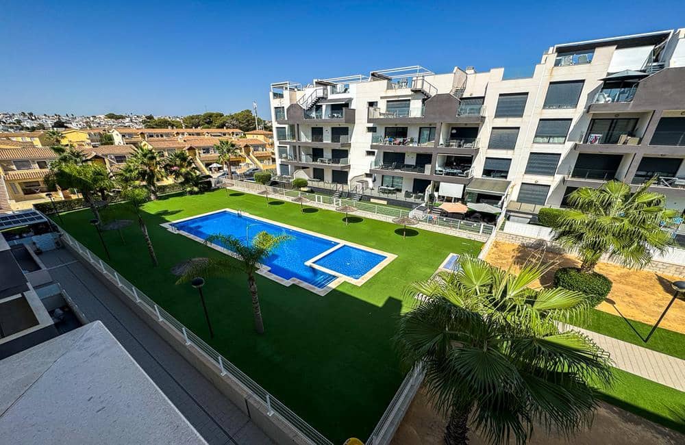 2 sypialnia Penthouse na sprzedaż w Villamartin z basenem garażem - 298 000 € (Ref: 10079899)