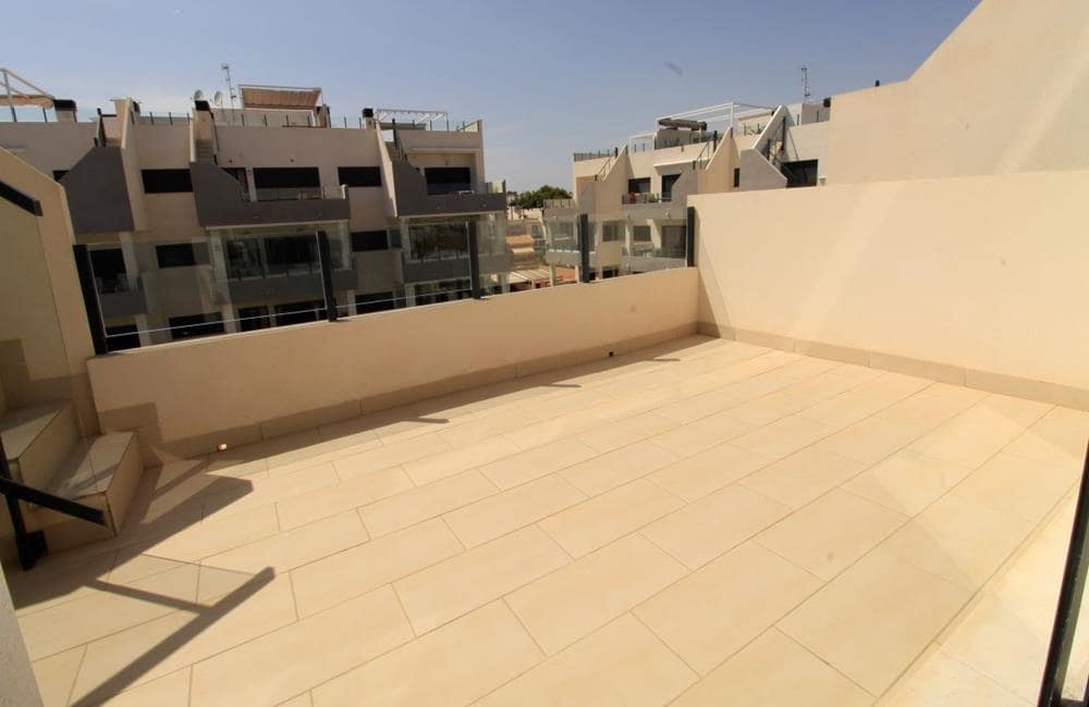 2 sovrum Takvåning till salu i Playa Flamenca med pool garage - 329 000 € (Ref: 10084950)