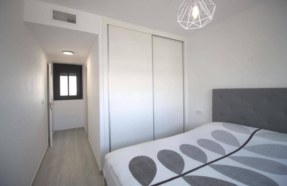 2 sovrum Takvåning till salu i Playa Flamenca med pool garage - 329 000 € (Ref: 10084950)