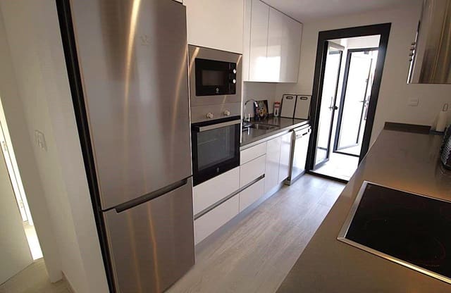 2 sovrum Takvåning till salu i Playa Flamenca, Orihuela med pool garage - 329 000 € (Ref: 10084950)