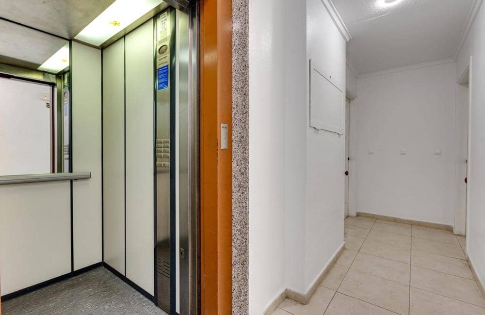 2 quarto Apartamento para venda em Torrevieja com piscina garagem - 164 995 € (Ref: 10088409)