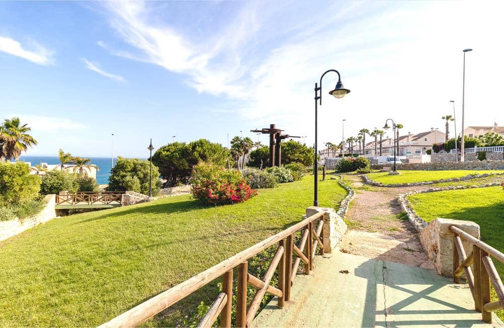 2 Zimmer Apartment zu verkaufen in La Mata mit Pool - 219.500 € (Ref: 10093805)