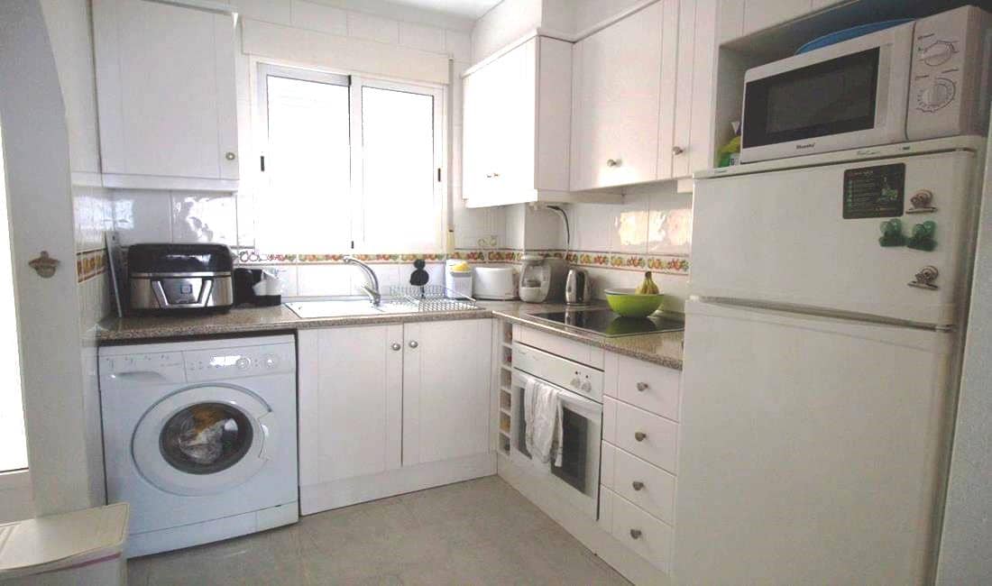 3 bedroom Townhouse for sale in La Florida with pool garage - € 199,000 (Ref: 10120502)