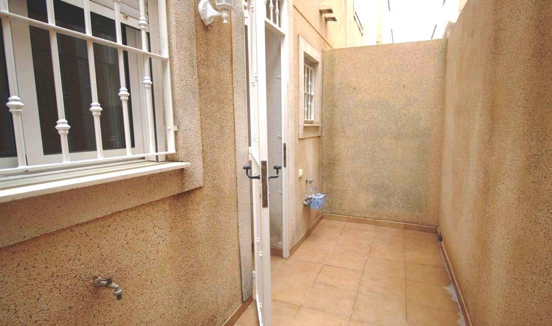 3 bedroom Townhouse for sale in La Florida with pool garage - € 199,000 (Ref: 10120502)