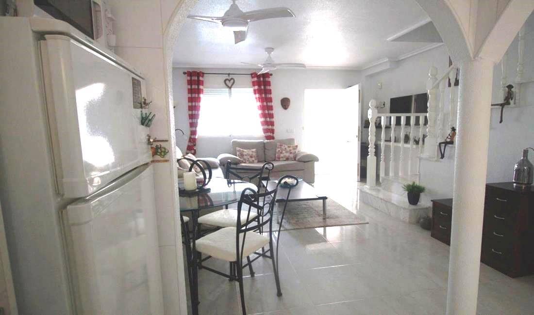 3 bedroom Townhouse for sale in La Florida with pool garage - € 199,000 (Ref: 10120502)