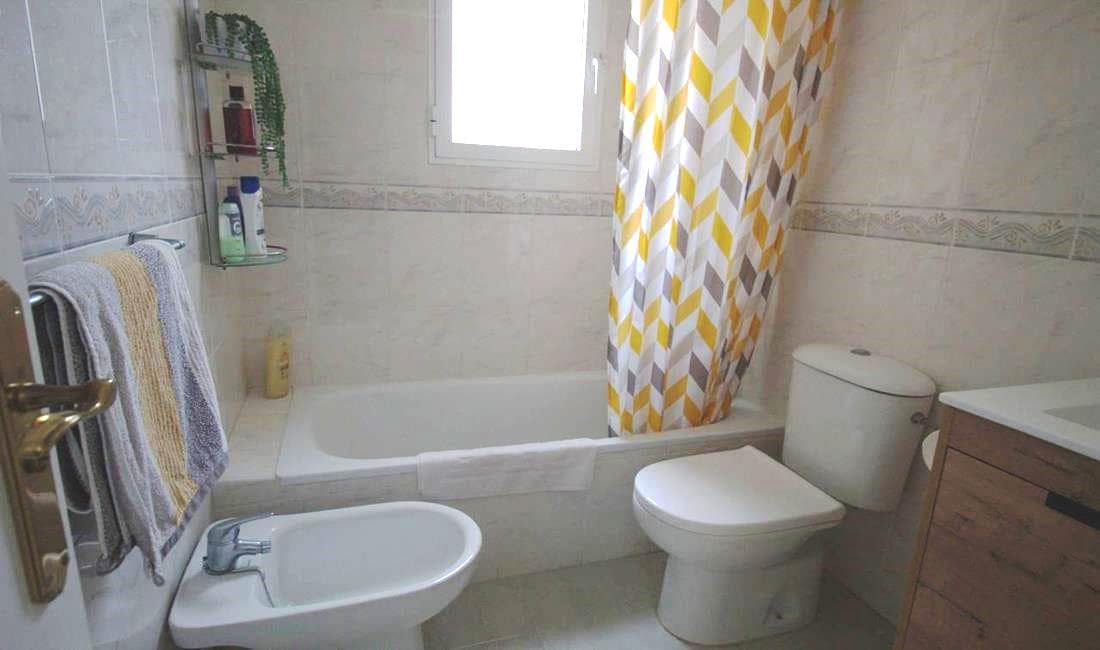 3 bedroom Townhouse for sale in La Florida with pool garage - € 199,000 (Ref: 10120502)