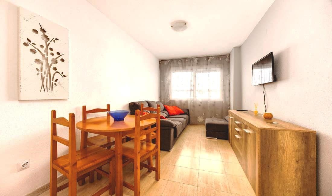 2 bedroom Apartment for sale in Torrevieja with pool - € 124,995 (Ref: 10130992)