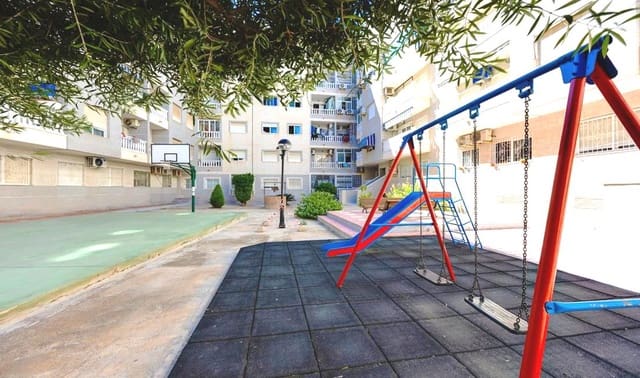 2 bedroom Apartment for sale in Antonio Machado, Torrevieja with pool - € 124,995 (Ref: 10130992)