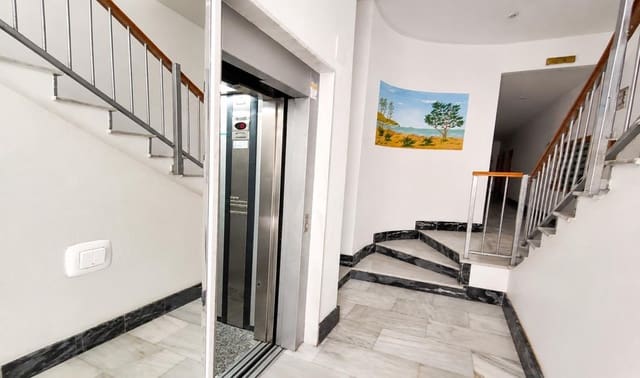 2 quarto Apartamento para venda em Guardamar Playa, Guardamar del Segura - 199 995 € (Ref: 10130994)
