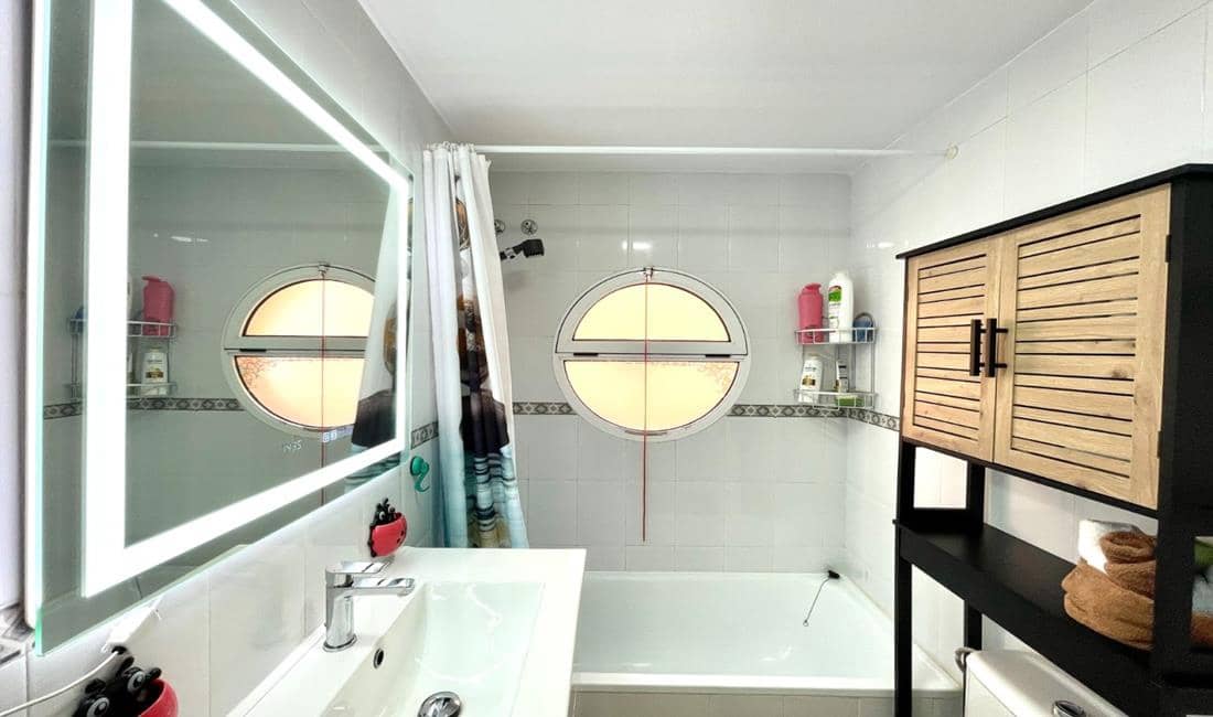 3 chambre Appartement à vendre à La Siesta avec piscine garage - 156 500 € (Ref: 10136500)