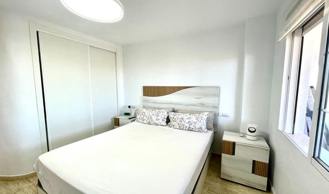 3 chambre Appartement à vendre à La Siesta avec piscine garage - 156 500 € (Ref: 10136500)