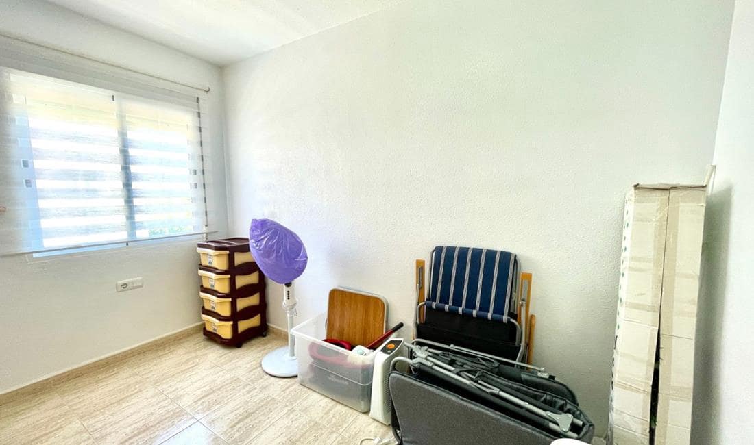 3 chambre Appartement à vendre à La Siesta avec piscine garage - 156 500 € (Ref: 10136500)