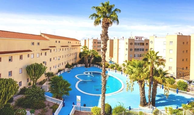 3 chambre Appartement à vendre à La Siesta, Torrevieja avec piscine garage - 156 500 € (Ref: 10136500)