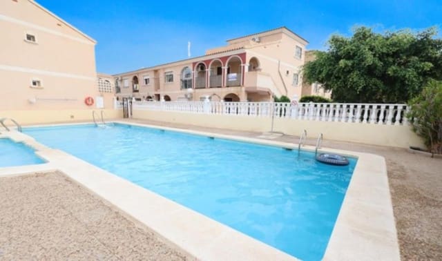 2 sovrum Lägenhet till salu i La Zenia, Orihuela med pool garage - 165 000 € (Ref: 10144853)