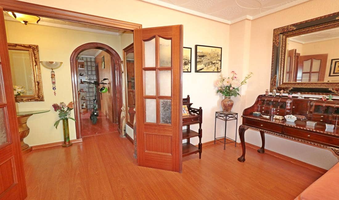 3 chambre Appartement à vendre à Torrevieja - 250 000 € (Ref: 10147483)