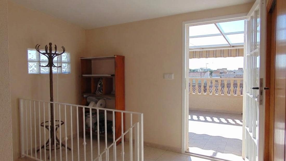 3 sovrum Hus till salu i Torrevieja med garage - 199 000 € (Ref: 10154294)