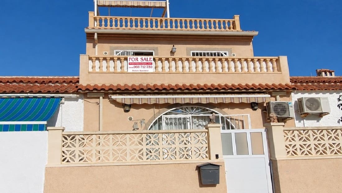 3 sovrum Hus till salu i Torrevieja med garage - 199 000 € (Ref: 10154294)