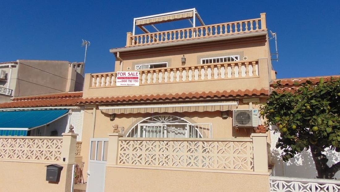 3 sovrum Hus till salu i Torrevieja med garage - 199 000 € (Ref: 10154294)