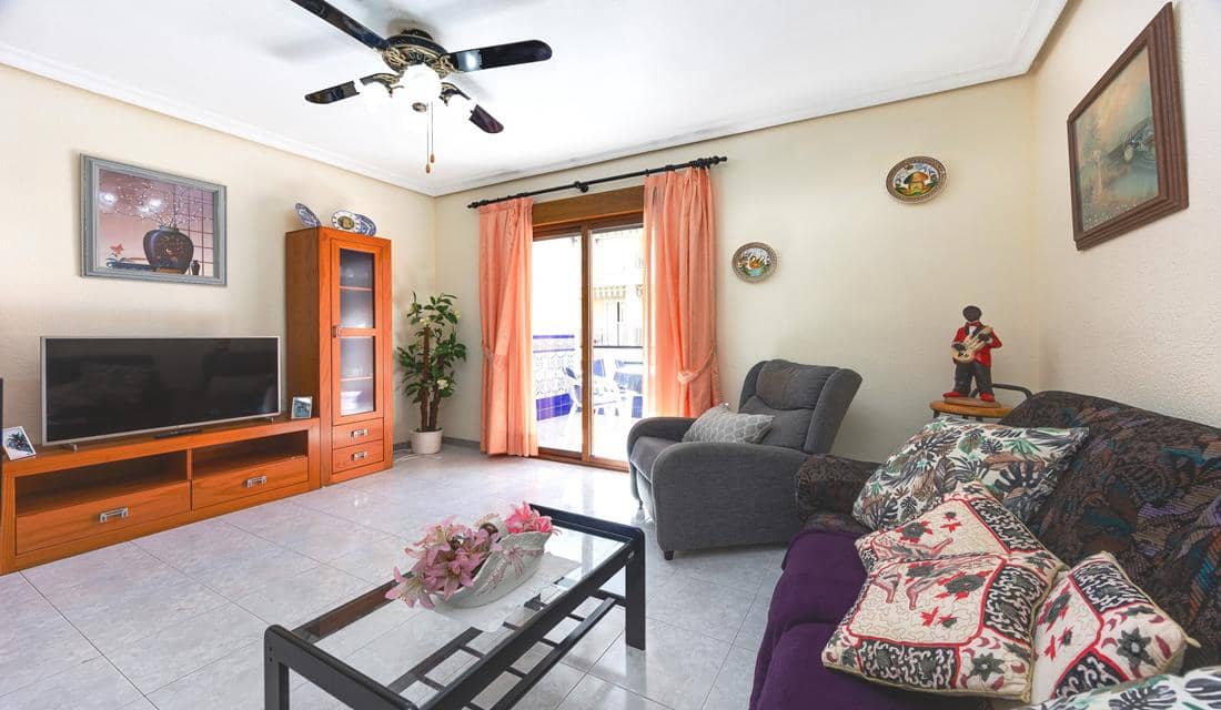 Apartamento de 1 habitación en Torrevieja en venta con piscina - 129.990 € (Ref: 10163492)