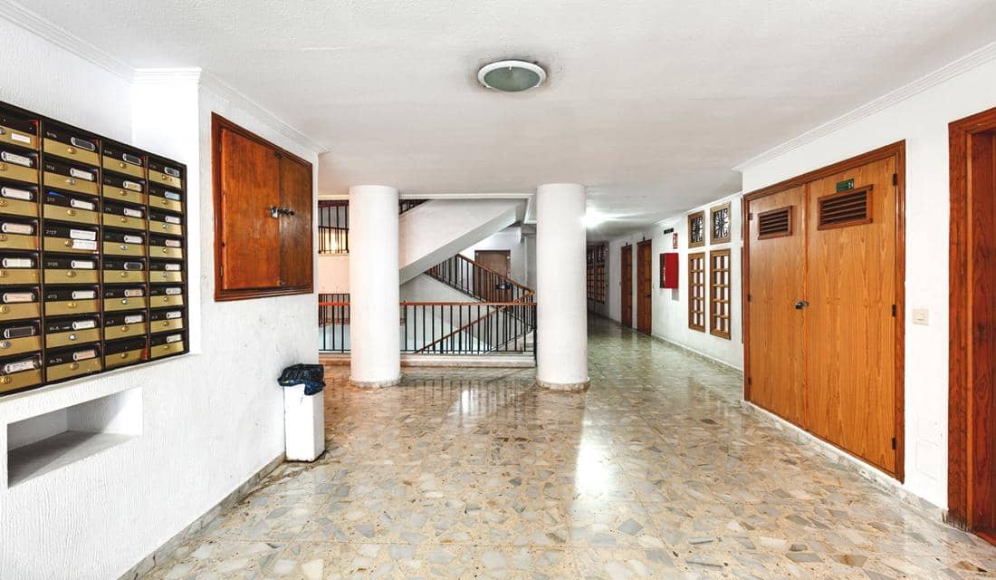 Apartamento de 1 habitación en Torrevieja en venta con piscina - 129.990 € (Ref: 10163492)