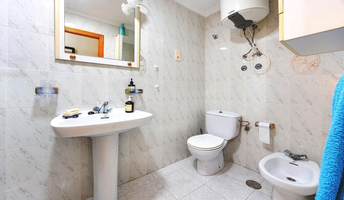 Apartamento de 1 habitación en Torrevieja en venta con piscina - 129.990 € (Ref: 10163492)