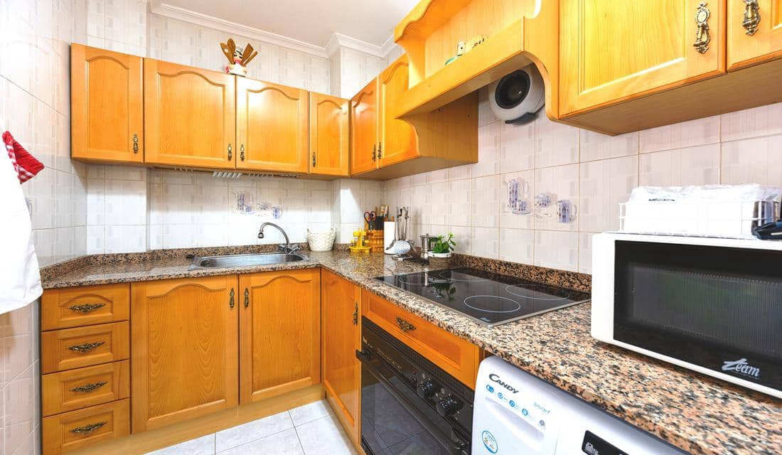 Apartamento de 1 habitación en Torrevieja en venta con piscina - 129.990 € (Ref: 10163492)