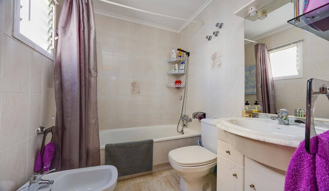 2 soveværelse Lejlighed til salg i Torrevieja med swimmingpool garage - € 159.900 (Ref: 10163600)