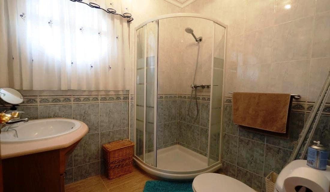 3 bedroom Villa for sale in La Florida with pool garage - € 360,000 (Ref: 10165633)
