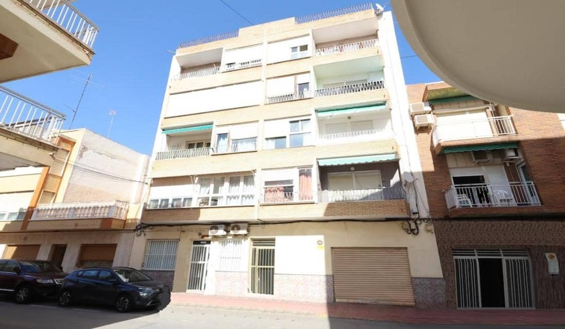 3 quarto Apartamento para venda em Torrevieja - 148 500 € (Ref: 10172905)