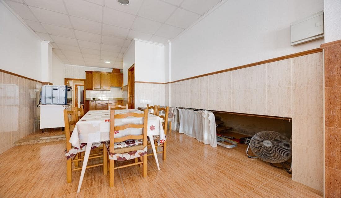 3 bedroom Apartment for sale in Torrevieja - € 154,995 (Ref: 10175976)
