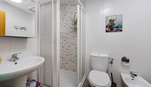 Apartamento de 1 habitación en Puerto Deportivo, Torrevieja en venta con garaje - 147.100 € (Ref: 10183769)