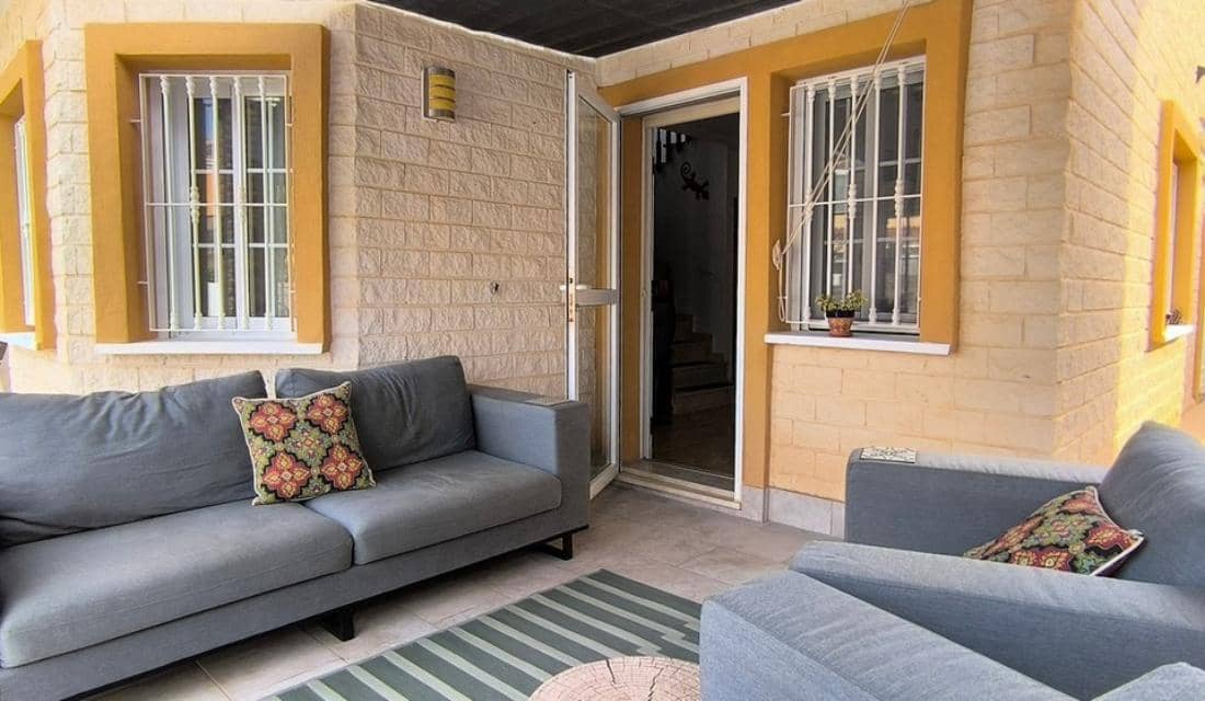 2 soverom Villa til salgs i El Raso med svømmebasseng garasje - € 275 000 (Ref: 10183869)