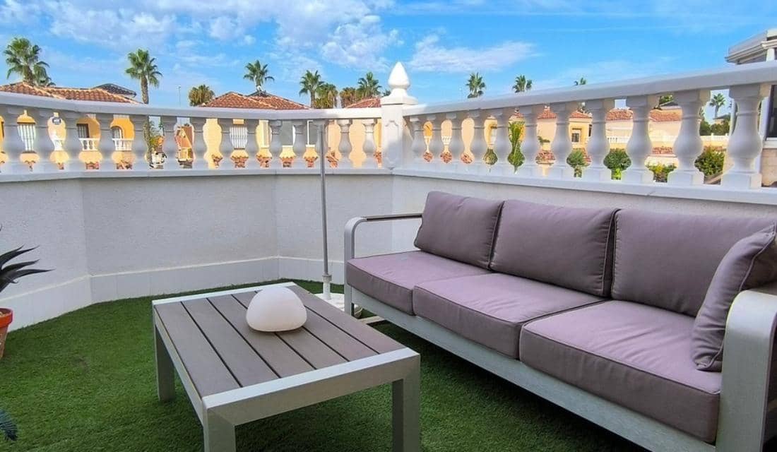 2 soverom Villa til salgs i El Raso med svømmebasseng garasje - € 275 000 (Ref: 10183869)