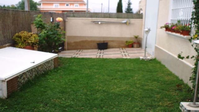 3 bedroom Villa for sale in Benferri with pool garage - € 199,995 (Ref: 3362060)