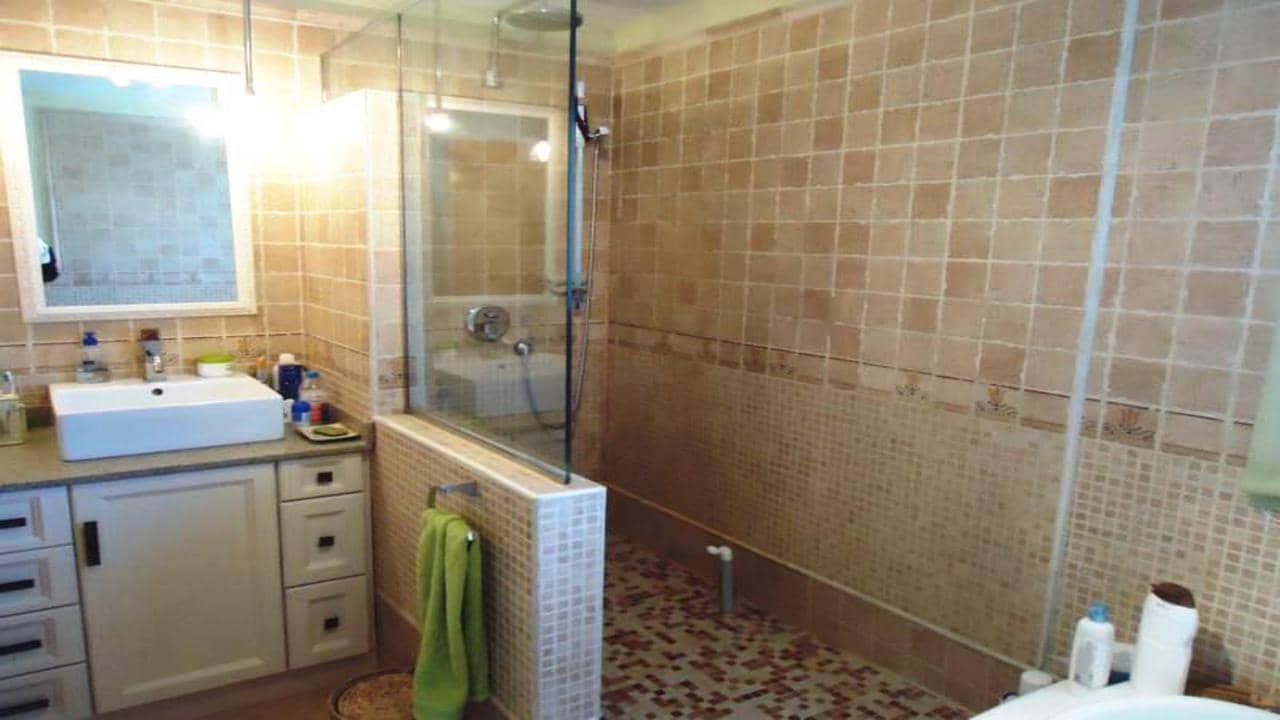 3 bedroom Villa for sale in Benferri with pool garage - € 199,995 (Ref: 3362060)