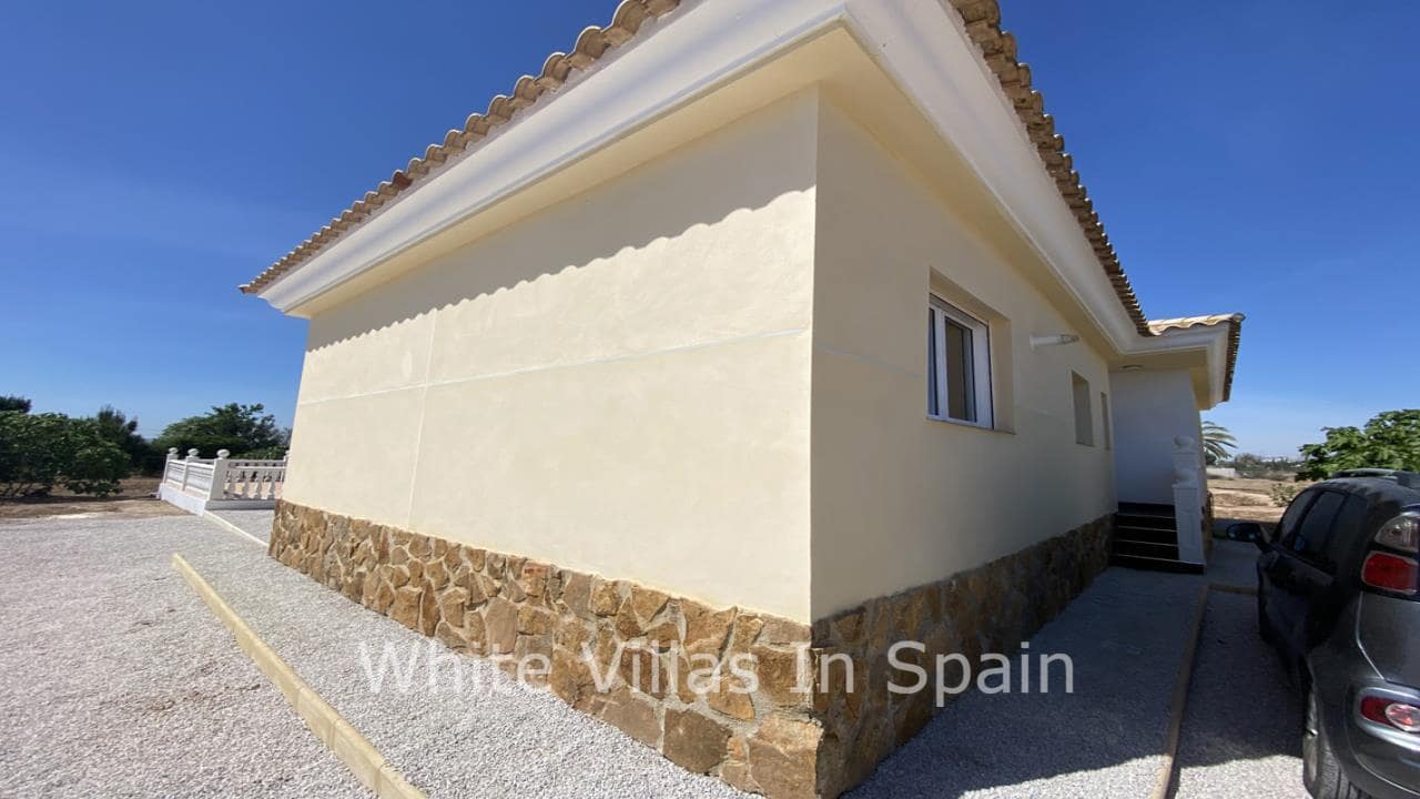 4 soveværelse Villa til salg i Crevillente / Crevillent med swimmingpool garage - € 299.995 (Ref: 7904892)