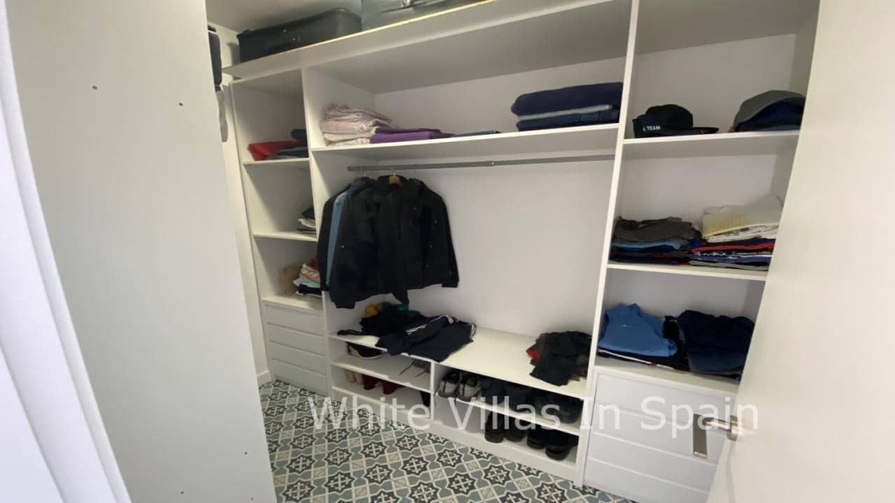 4 soveværelse Villa til salg i Crevillente / Crevillent med swimmingpool garage - € 299.995 (Ref: 7904892)