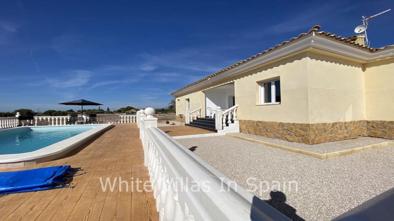 4 soveværelse Villa til salg i Crevillente / Crevillent med swimmingpool garage - € 299.995 (Ref: 7904892)