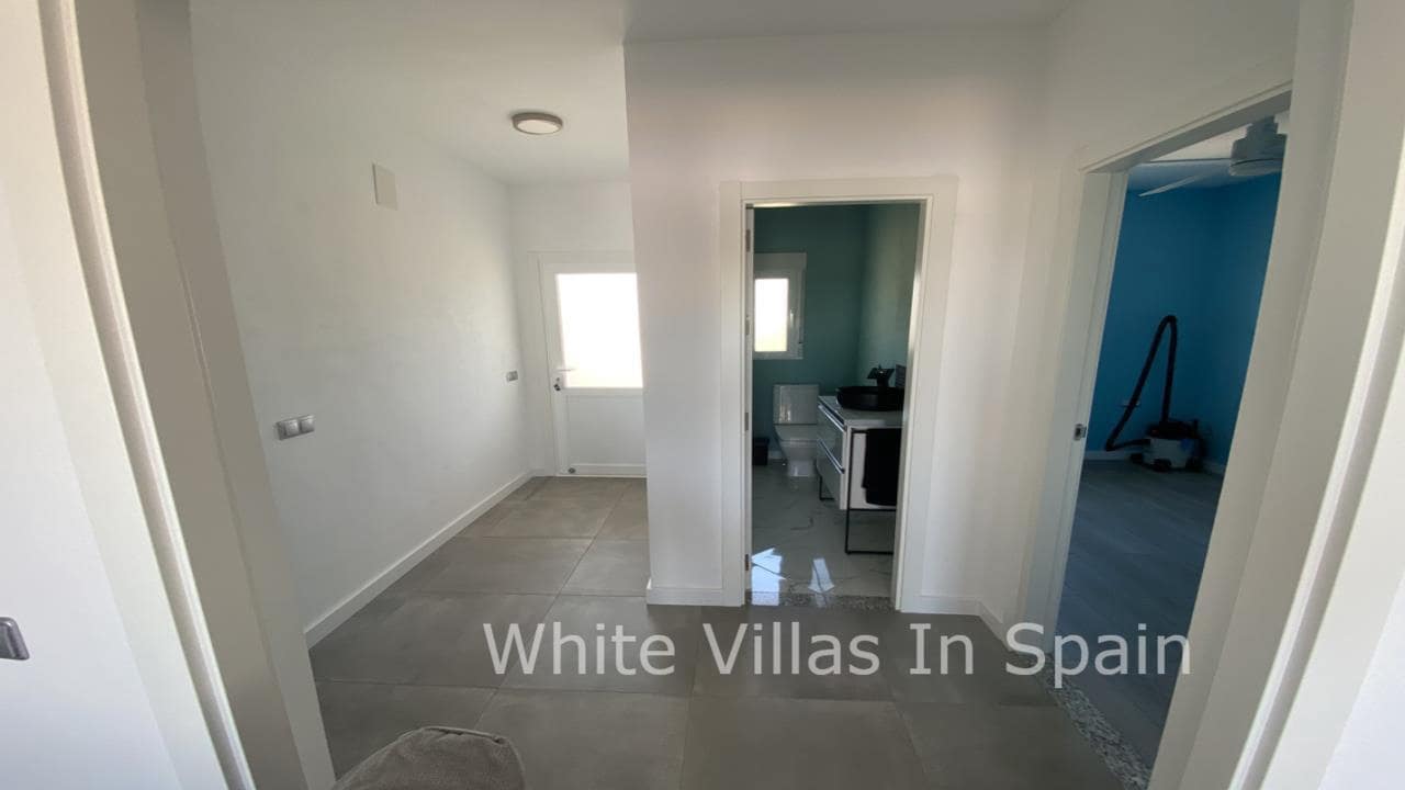 4 soveværelse Villa til salg i Crevillente / Crevillent med swimmingpool garage - € 299.995 (Ref: 7904892)