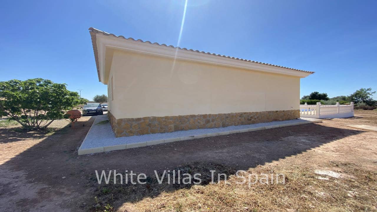 4 soveværelse Villa til salg i Crevillente / Crevillent med swimmingpool garage - € 299.995 (Ref: 7904892)