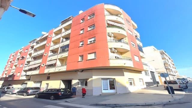 2 slaapkamer Penthouse te koop in Torrevieja - € 179.000 (Ref: 8370122)