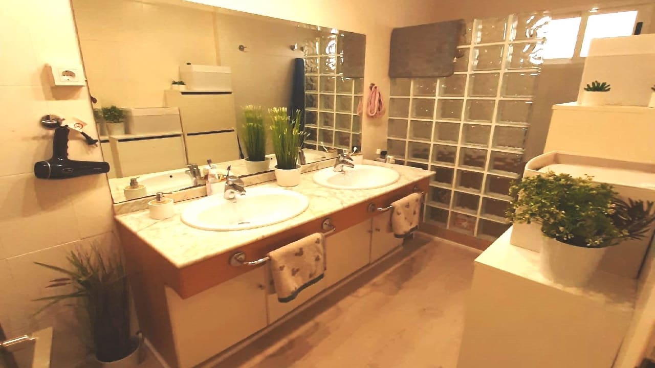 3 Zimmer Apartment zu verkaufen in Torrevieja - 255.000 € (Ref: 8425463)