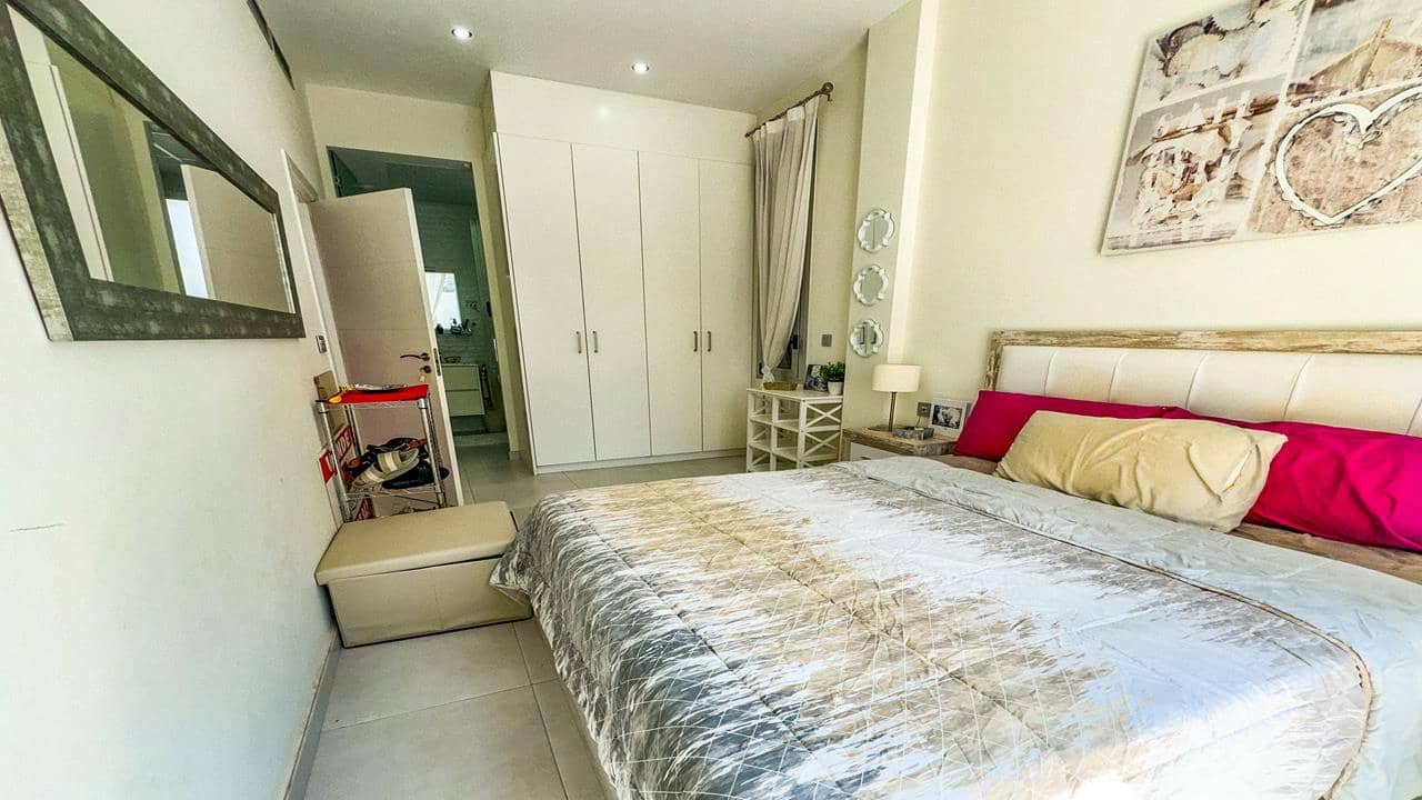 3 makuuhuone Huvila myytävänä paikassa Ciudad Quesada mukana uima-altaan 
autotalli - 334 999 € (Ref: 8480033)